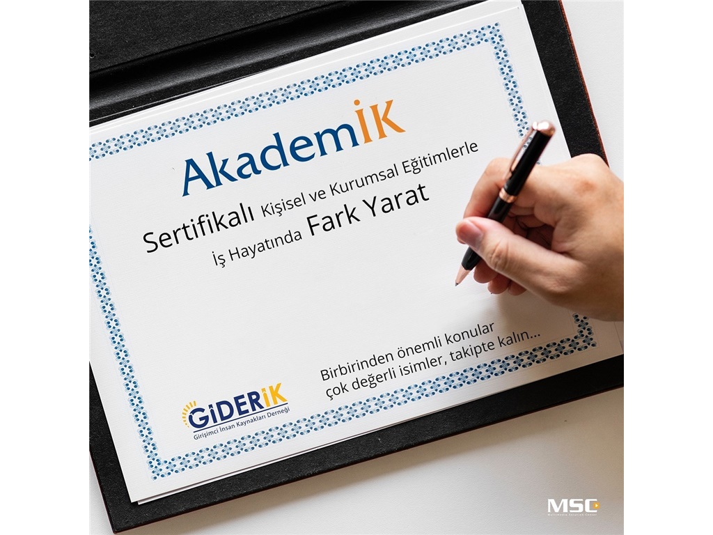 AKADEMİK HAYATA GEÇİYOR